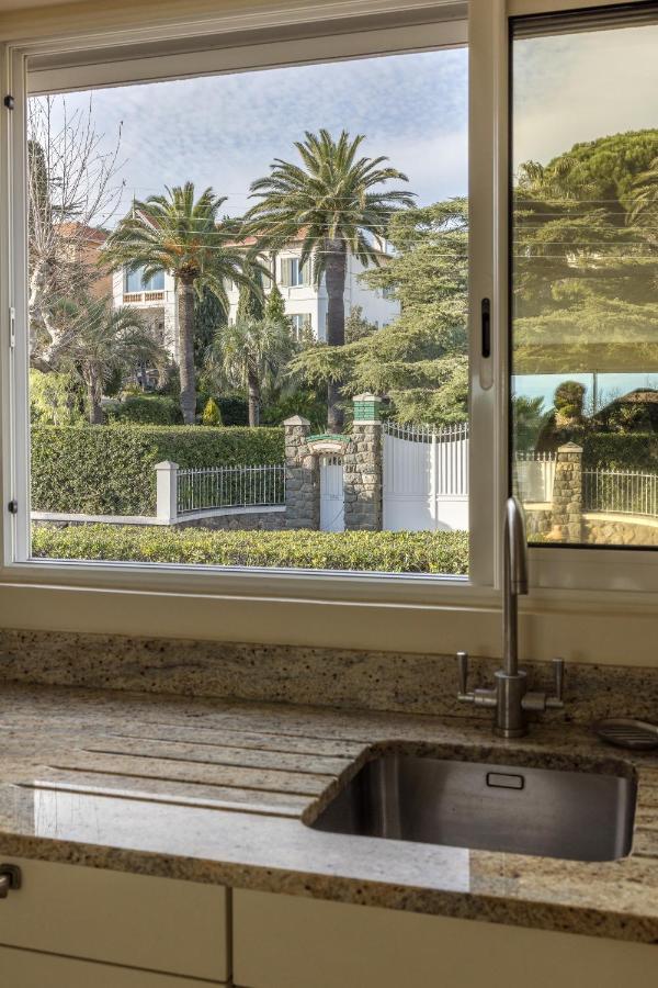 Villa Montfleuri, Vieille Ville A Pieds, Vue Mer, Piscine, 8 Pers Sainte-Maxime Kültér fotó